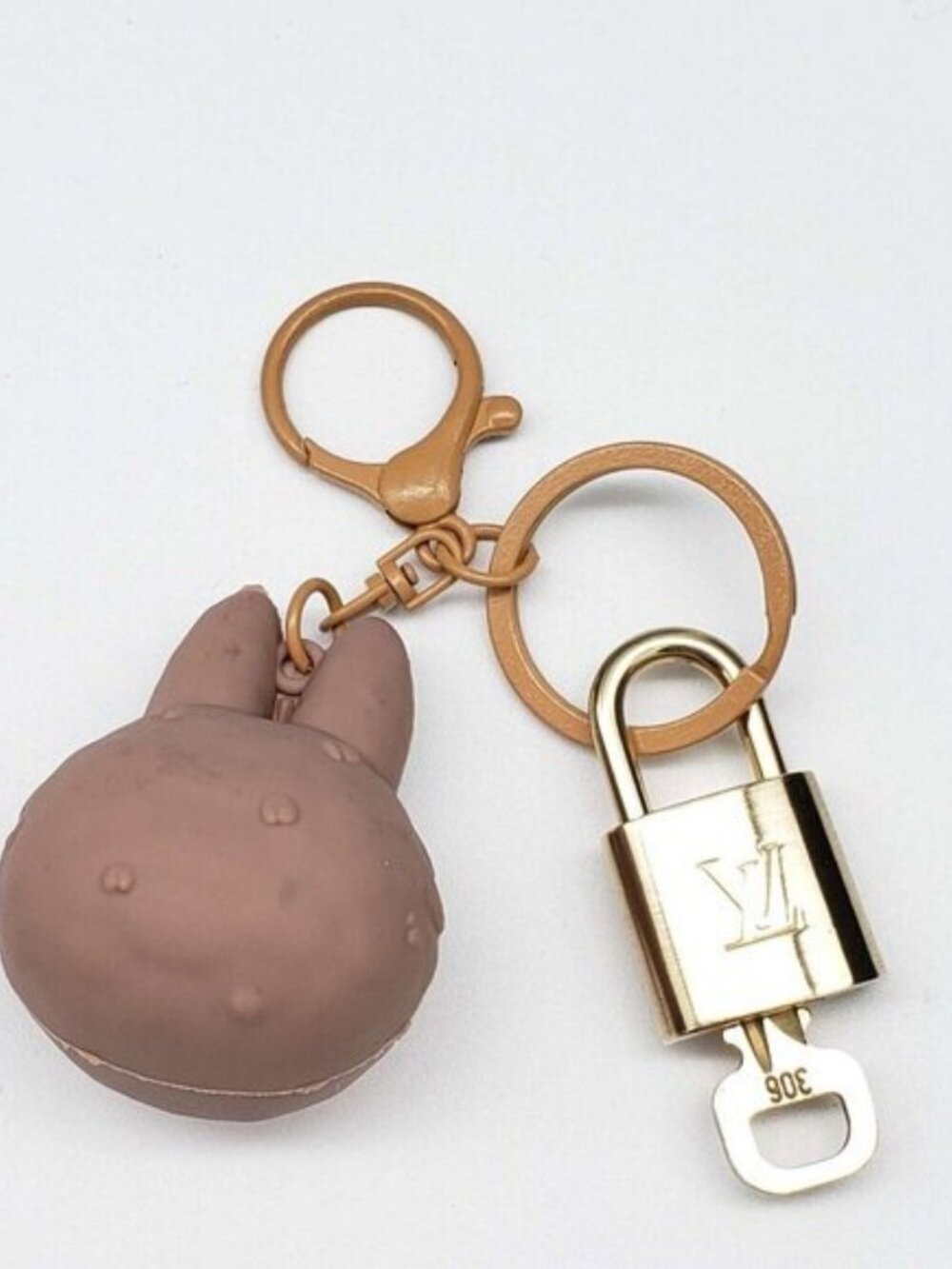 LV Authentic Gold Padlock 🔒 Key Set w/ Unbranded Labubu Keychain Charm - Picture 4 of 7